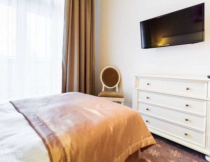 Standard с балконом - Санаторий «Альфа Радон»